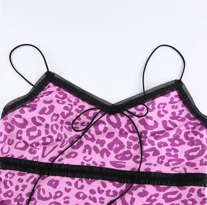 Кроп топ "Purple Leo"