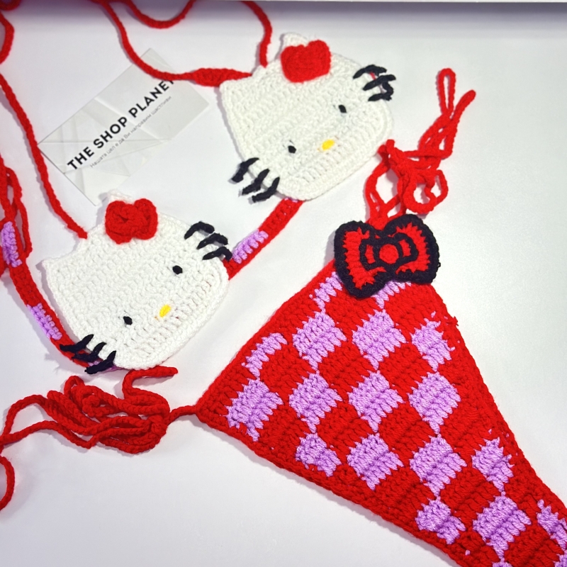 Плетен бански "Hello Kitty"